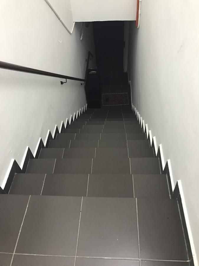 Jiaxin Hostel Ulu Tiram Buitenkant foto