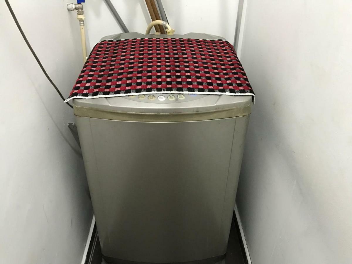Jiaxin Hostel Ulu Tiram Buitenkant foto